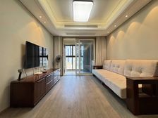 纯边套!送车位!全新精装未住!采光很棒!愿意再下10个