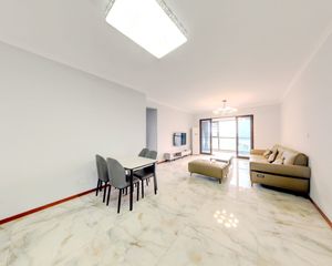 北辰香麓 4室1厅 北