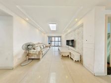 万达华府B区 4室1厅 西南