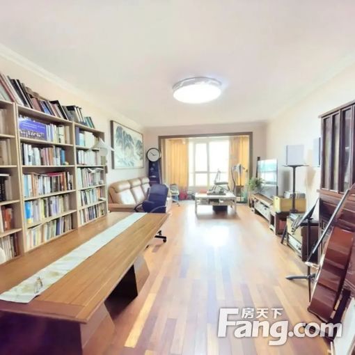 南北通透 亮马名居 户型方正 看房挺方便