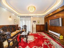 新外滩花苑 3室2厅2卫 精装修 1900万元