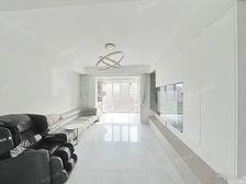 新上景观楼层 百万精装 看三件套 大金空调 +地暖 拎包入住