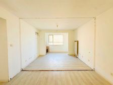 刚需两居 临地铁 南北通透 商业配套成熟 交通便捷 停车方便