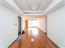 次新大三房两卫,前无遮挡,全明采光,看房方便