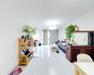 凯瑞花都 3室2厅 东北