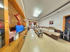 金玺园 蜀西路 大套三,前后对中庭。