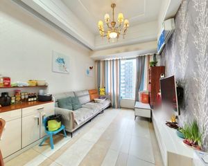 阳光100米娅中心二期 2室1厅 南