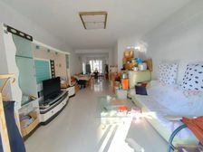 阳光澳园 中间楼层南北通透大三房 位置安静 诚意出售