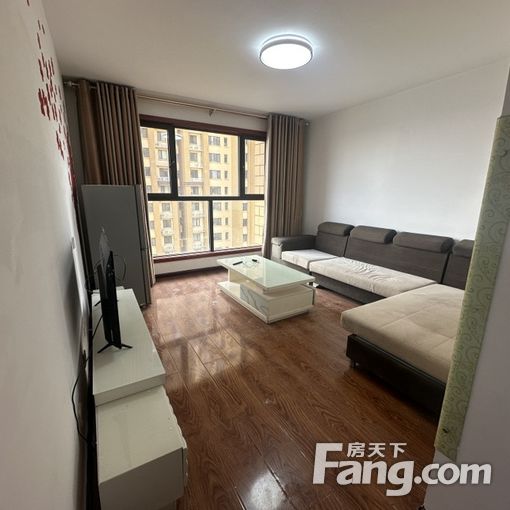 长城大街七一路 park湾 两室家电齐全 拎包入住 租900