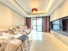 绿地海珀璞晖 3室2厅 126.93平