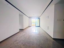 西附骑龙珠精装三房丶带花园可接送,送物业费近中央公园