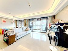 瑞虹新城璟庭 4室2厅 217.39平