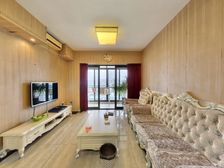 时代豪庭 格局通透,视野宽阔,朝南,交通便利