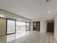 观山湖 铁 1号线新寨站 小湾河公园 北站精装修地暖