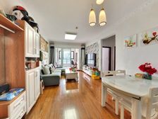 中铁城锦南汇 正朝南,户型通透,位置安静,视野开阔