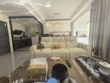 正南朝向 有电梯 停车方便 精装可拎包入品住宅 满五