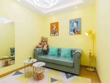 山西小区 朝南带阳台 南京东路地铁口 空关诚意出售