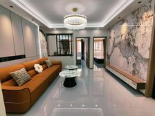 御景峰(西区) 近医院 小三居 装修好 商品住宅 交通便利