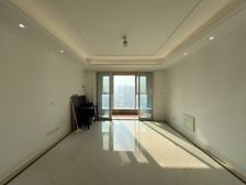 地铁口花城三期前排南北通大3房,2梯2户!降价急售随时看!