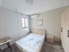 交通便利 近地铁 南北通透 中间好楼层 房东诚心出售