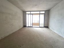 笋盘!万达华府 花园中间靓楼层现房 南向安静