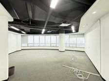 次顶层丨新街口核心国金中心 可办公 瑜伽 普拉缇 有上下水