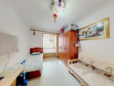 建明里小区对面小区第二排不临街不把边 三个大阳台拎包就住免装