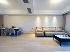 蟠龙珑苑 高楼层 送车位 业主置换好谈价 塗志祥实拍