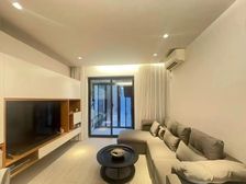 一楼大花园 西边套 满五 拎包即住 二次装修