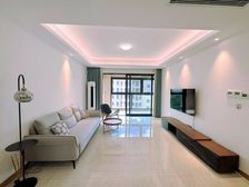 中核一期,地铁二百 ,中间大平层,南北通透,塗志祥实拍