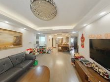 万科金色城市 4室2厅2卫 精装修 1170万元