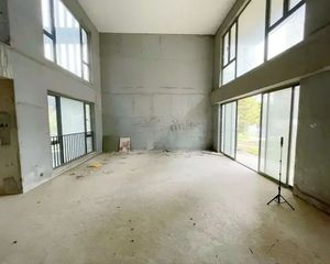金地博登湖(三期别墅) 采光好 商品住宅 南北通透 位置安静