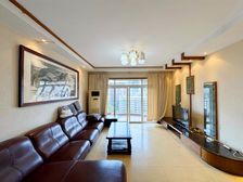 卖的就是房子,价格低,精装修,杨家坪正街旁边