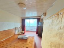 医疗配套成熟+正规商品房+商圈成熟+岚皋路轨交旁边+中间楼层