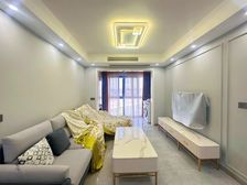 春和景明 正宗家装房 大两房带家具家电 拎包入住