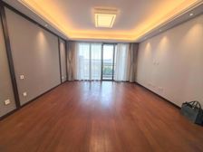 小区新 南北通透 商品住宅 有电梯 精装修 满五