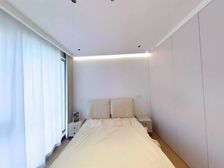 买壹层送壹层,使用面积200平,送空中花园60平,接受置换