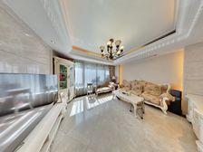 金地天御正规2居室中间楼层交通便利环境优美