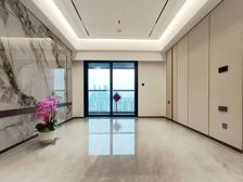 华侨城豪宅150平大3房,朝南,全新豪华装修,性价比高