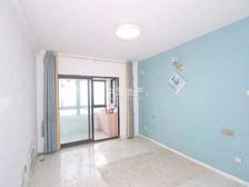 地铁站边上,18年次新房,两房一厅,全南户型,厨卫全明