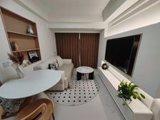 SSS新出火爆户型!商圈成熟!房东搬到我们会议室里住!急!!