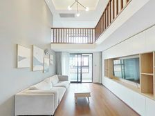 新上!!2020年 电梯四房复式有LG车位