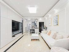 购物方便 大两房 满五 电梯房 近地铁 精装修