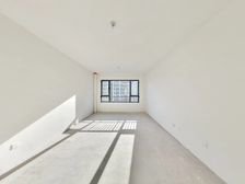 新出 滨海梧桐 纯毛坯三室 单价低 带车位 业主急售 随时看