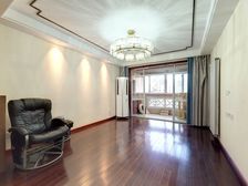 紫光苑 3室2厅 132.19平