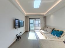 璀璨湖畔 3室2厅 103.24平