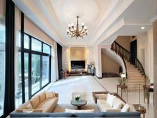 超大花园 边套大别墅 送车位 可塑性强 拎包入住 随时可看