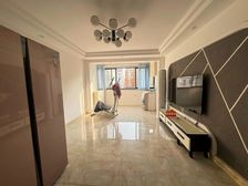 七中中山 装修18万 出门就是云间粮仓 有钥匙 随时可以看房