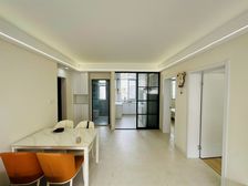 体育中心站旁 精装修拎包入住 中间楼层 附属七中 配套成熟