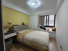 大江苑 精装三房 近地铁 送车位 楼层位置好 看房随时